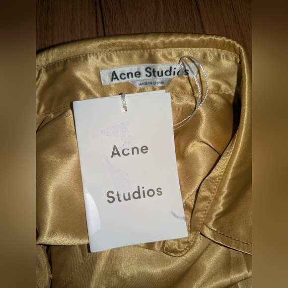 3S.NWT ACNE STUDIOS SATIN SHIRT IN GOLD - Picture 8 of 9